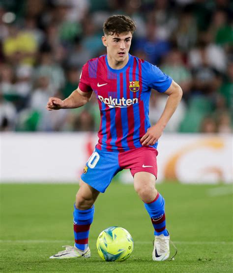 Gavi (footballer) .